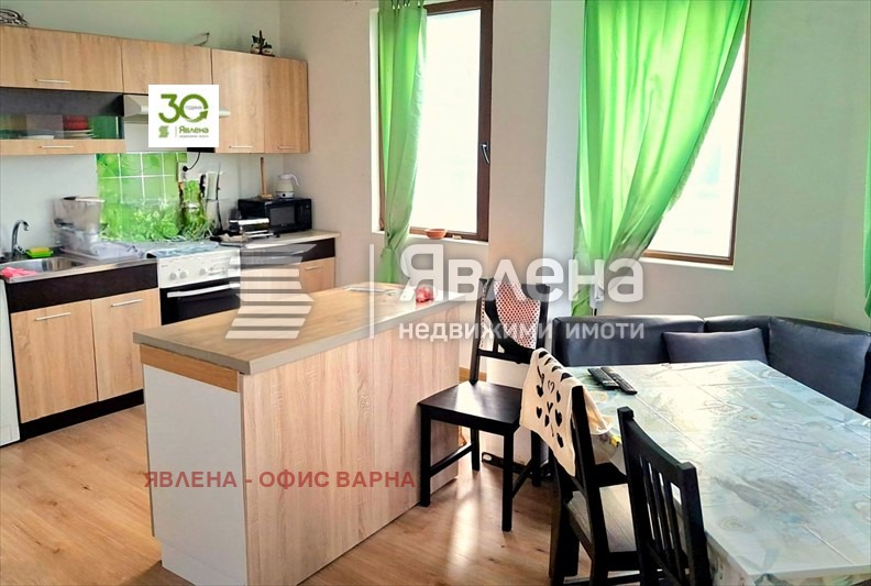 Продава 4-СТАЕН, гр. Варна, Колхозен пазар, снимка 1 - Aпартаменти - 49550319