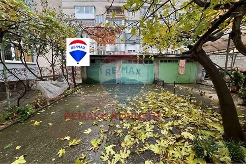 Продава ЕТАЖ ОТ КЪЩА, гр. Шумен, Център, снимка 14 - Етаж от къща - 48567320