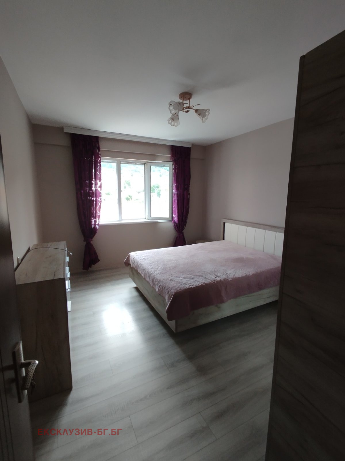 Продава 3-СТАЕН, гр. Шумен, Център, снимка 7 - Апартаменти - 54425404