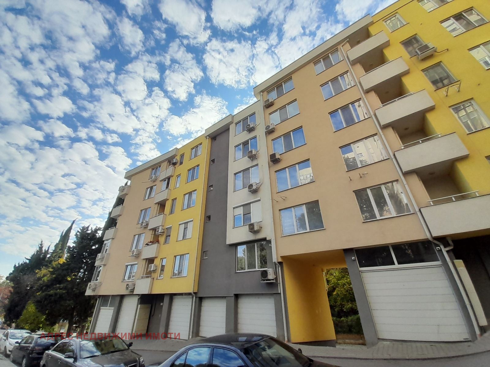 Продава 3-СТАЕН, гр. Стара Загора, Три чучура - център
