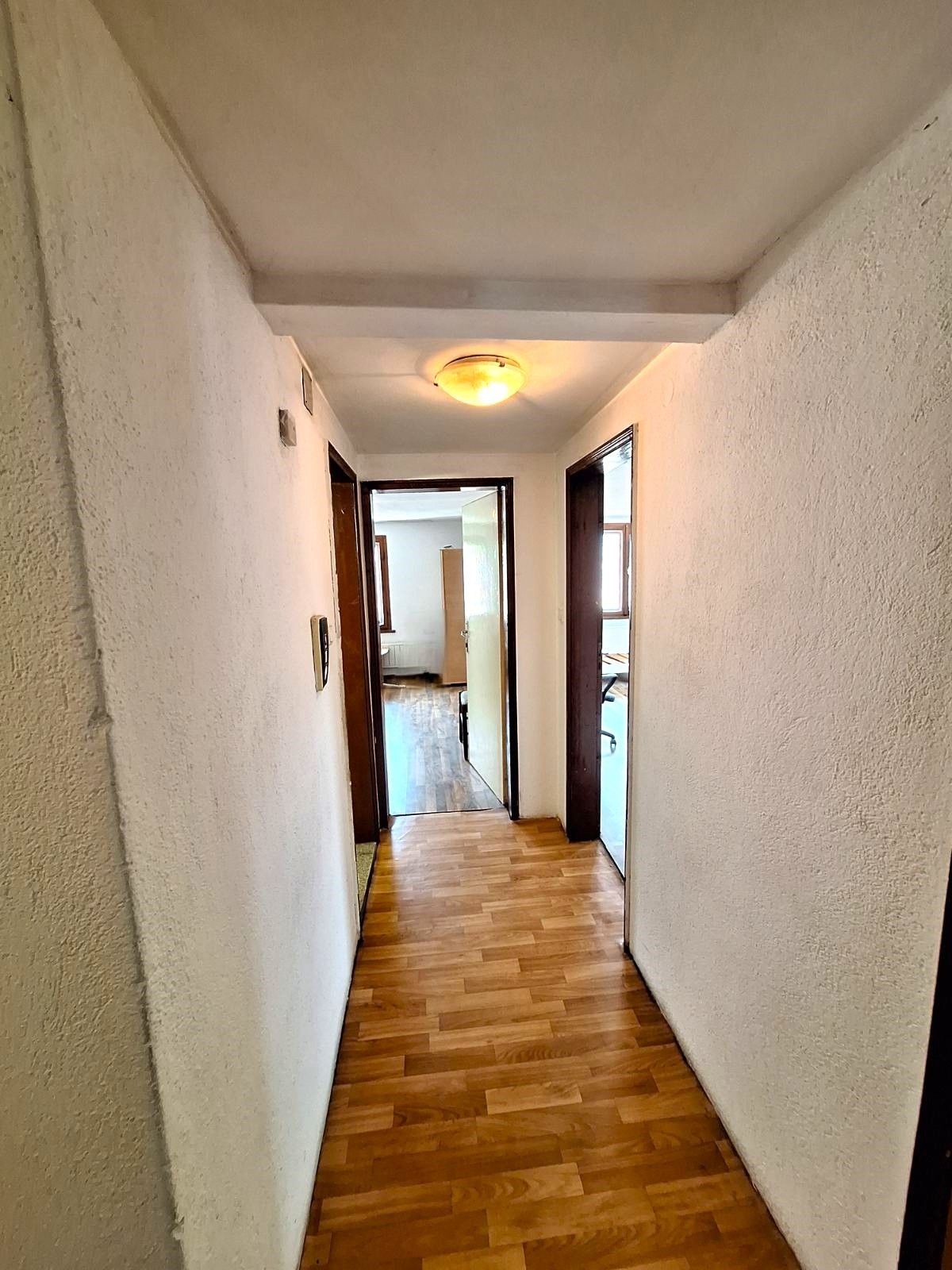 Продава МНОГОСТАЕН, гр. Чепеларе, област Смолян, снимка 7 - Апартаменти - 54366963