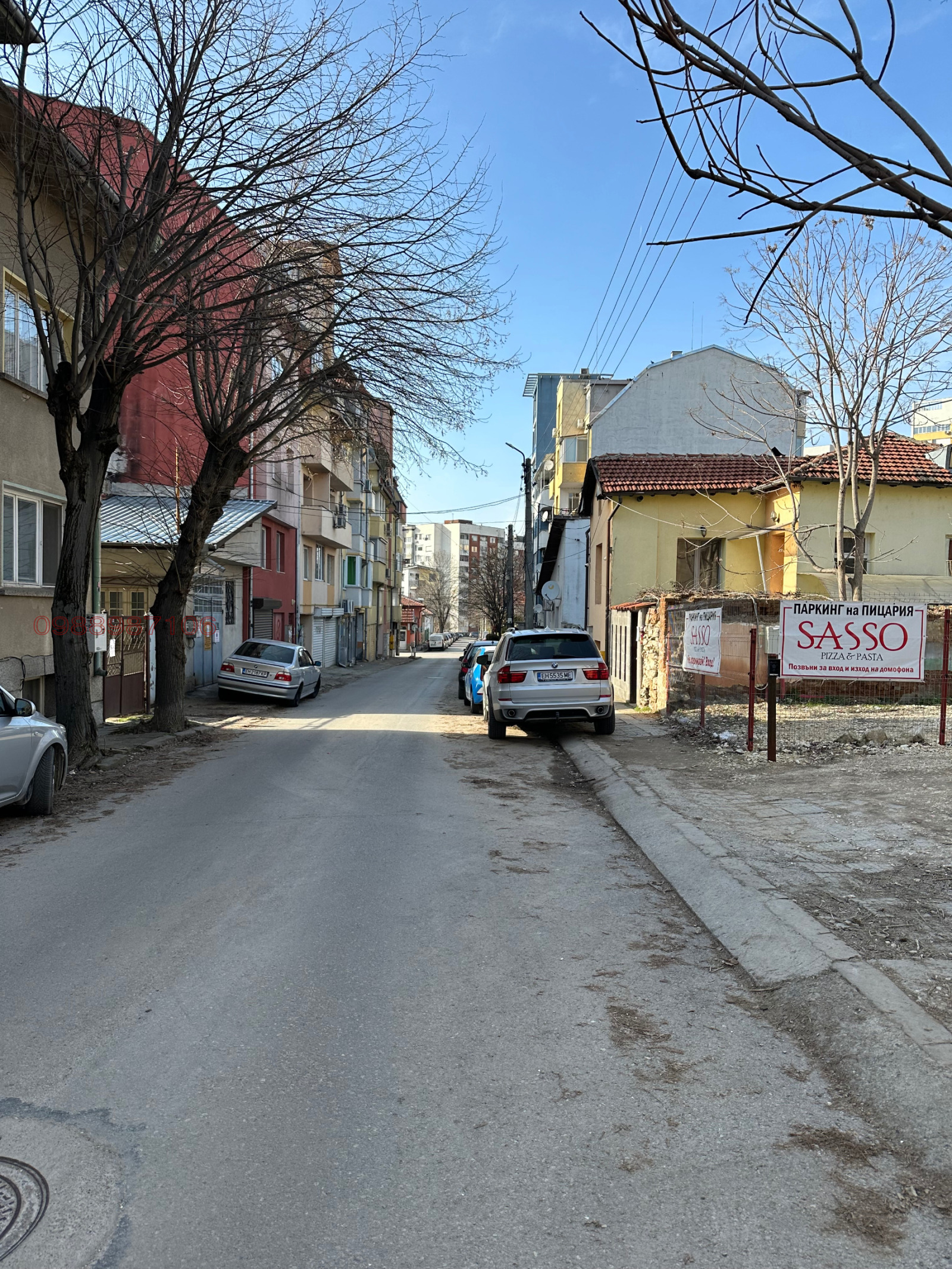 Продава ГАРАЖ, ПАРКОМЯСТО, гр. Плевен, Идеален център, снимка 3 - Гаражи и паркоместа - 53755075