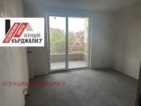 2-стаен град Кърджали, Възрожденци 4