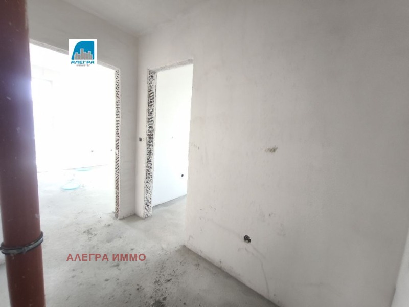 Na sprzedaż  1 sypialnia Plowdiw , Gagarin , 68 mkw | 33985942 - obraz [8]
