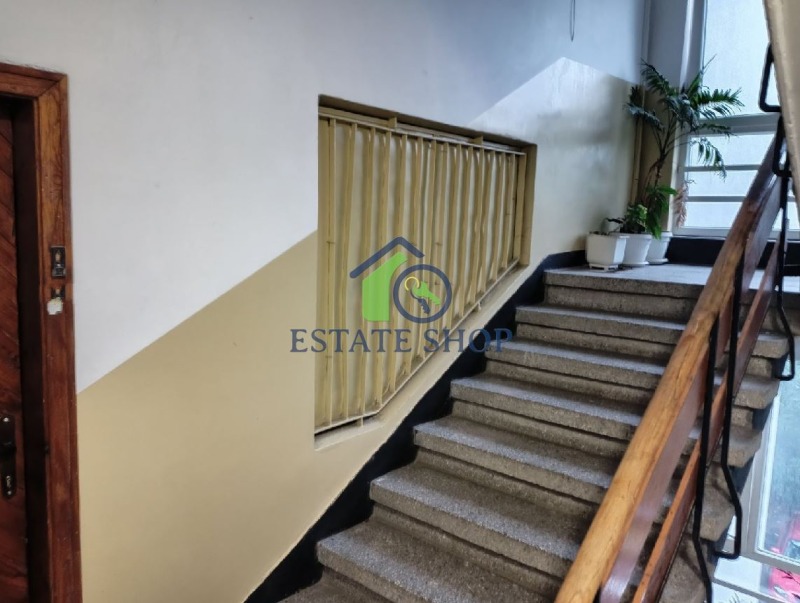Продава  3-стаен град Пловдив , Кършияка , 95 кв.м | 29722138 - изображение [12]