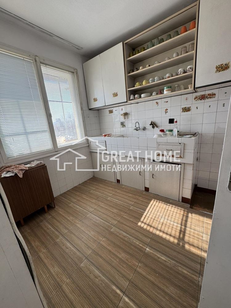 Продава МНОГОСТАЕН, гр. Търговище, Изток 1, снимка 5 - Апартаменти - 53860599