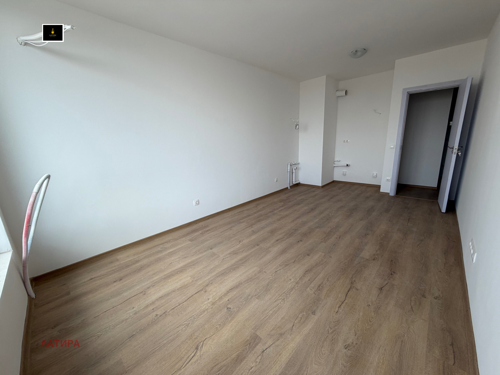 Продава 2-СТАЕН, гр. София, Център, снимка 2 - Апартаменти - 53993763