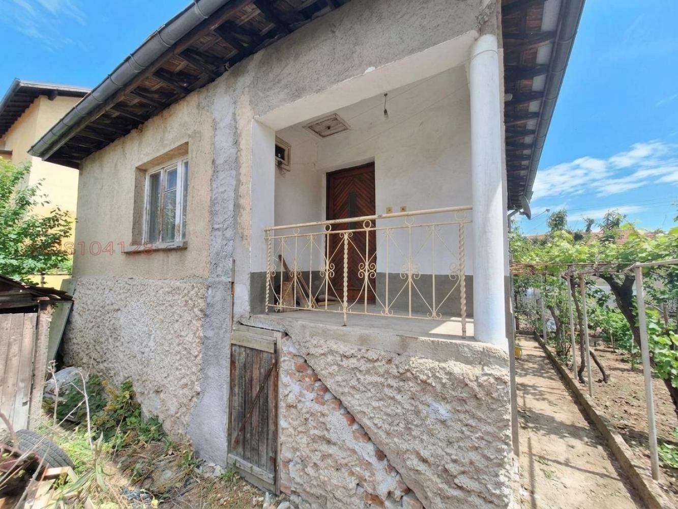 Продава КЪЩА, гр. Перник, Байкушева махала, снимка 2 - Къщи - 55939482