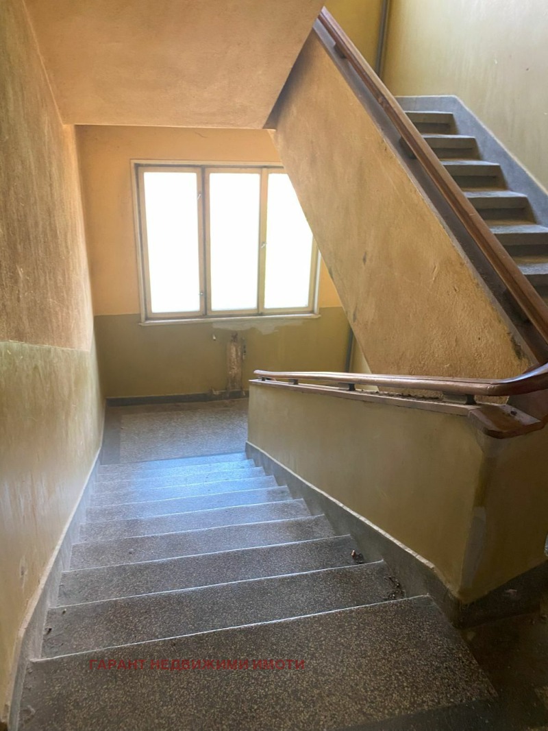 Продава  2-стаен град Габрово , Младост , 64 кв.м | 68477529 - изображение [8]
