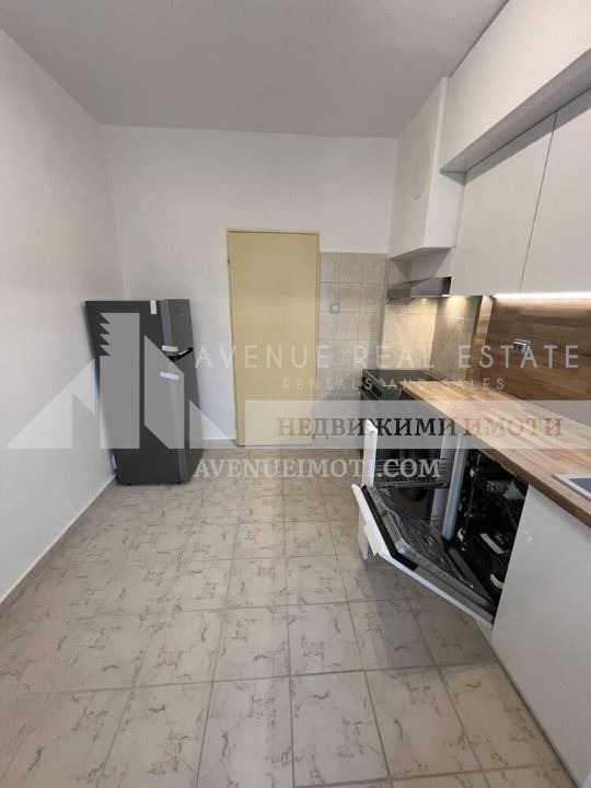 Продава 3-СТАЕН, гр. Пловдив, Въстанически, снимка 2 - Апартаменти - 53472195