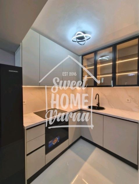 Продава 3-СТАЕН, гр. Варна, Лятно кино Тракия, снимка 3 - Апартаменти - 53962362