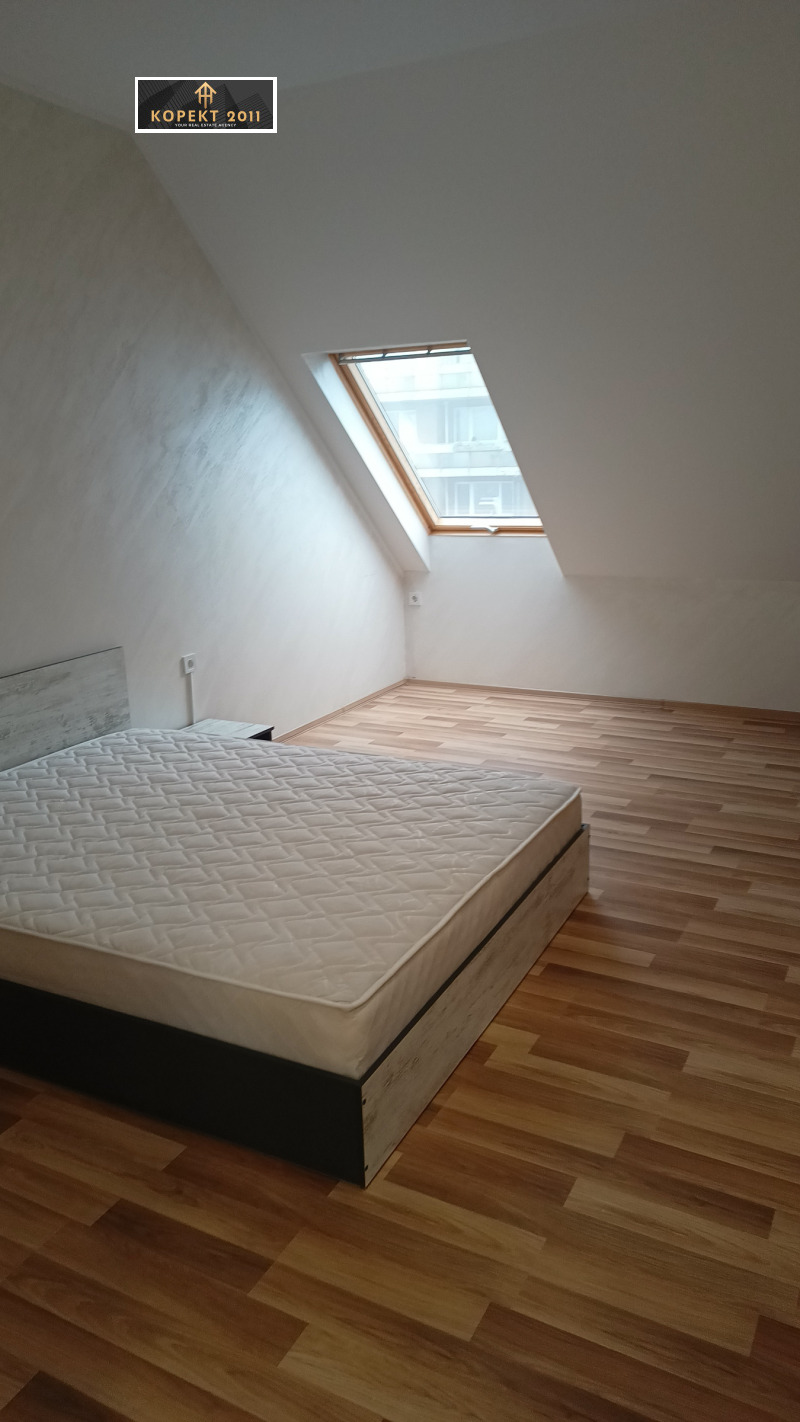 Продава 4-СТАЕН, гр. Русе, Широк център, снимка 2 - Апартаменти - 52812883