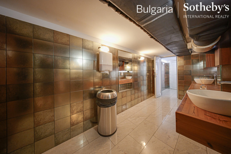 Продава ОФИС, гр. София, Център, снимка 11 - Офиси - 50397836