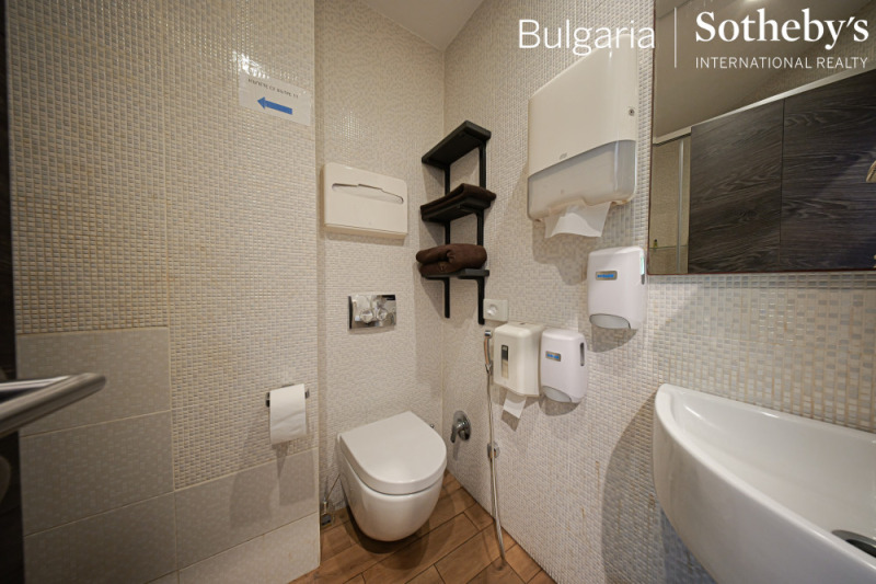 Продава ОФИС, гр. София, Център, снимка 14 - Офиси - 50397836