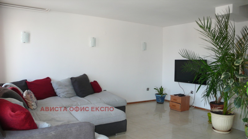 Na prodej  2 ložnice Sofia , Centar , 130 m2 | 25133916 - obraz [3]