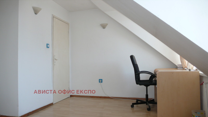 Te koop  2 slaapkamers Sofia , Tsentar , 130 m² | 25133916 - afbeelding [10]