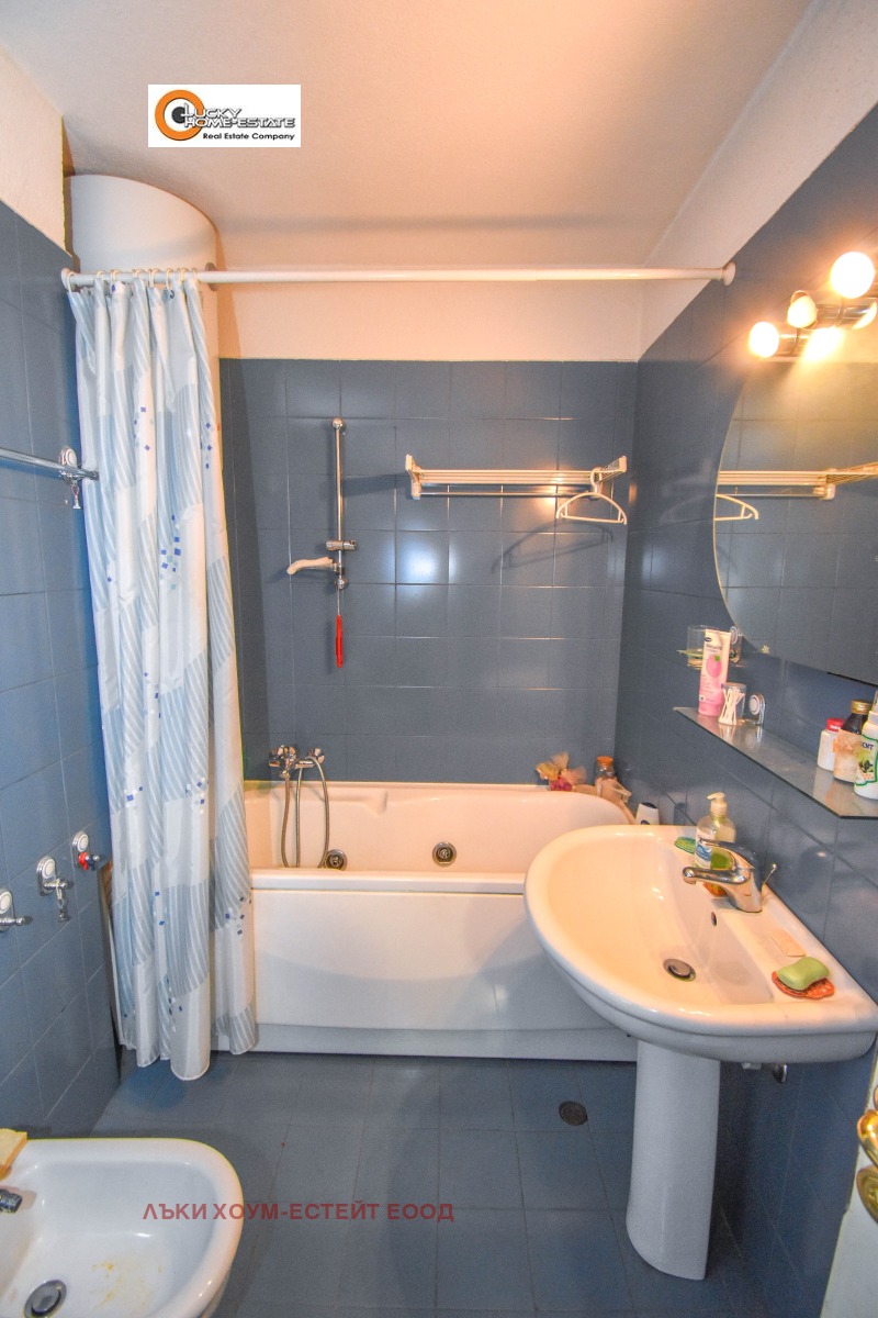 Na sprzedaż  3 sypialnie Sofia , Centar , 129 mkw | 39788686 - obraz [8]