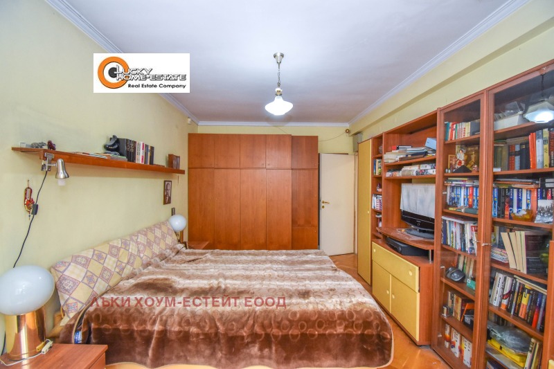 Na sprzedaż  3 sypialnie Sofia , Centar , 129 mkw | 39788686 - obraz [15]
