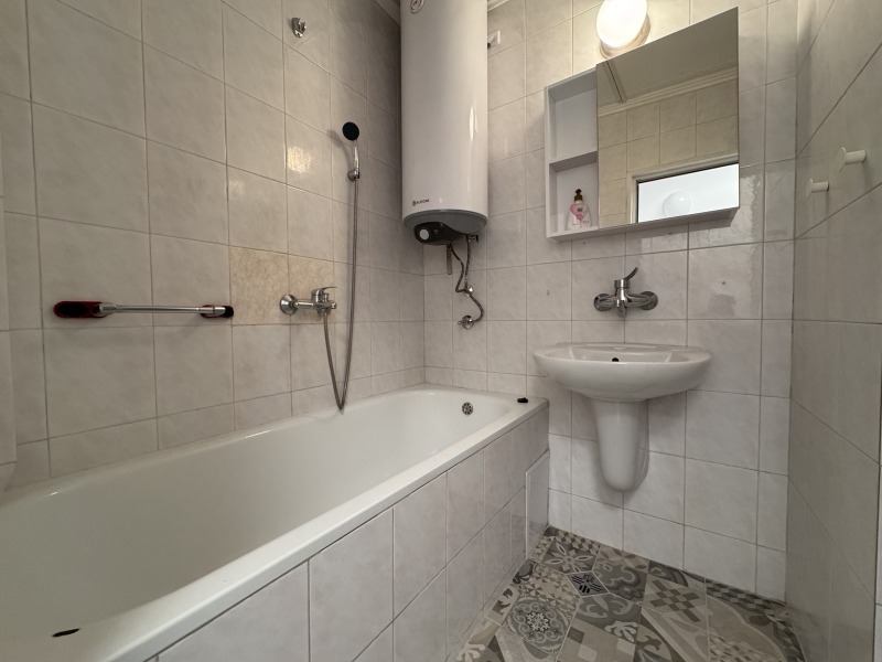 Till salu  3+ sovrum Burgas , Lazur , 92 kvm | 68904358 - bild [13]