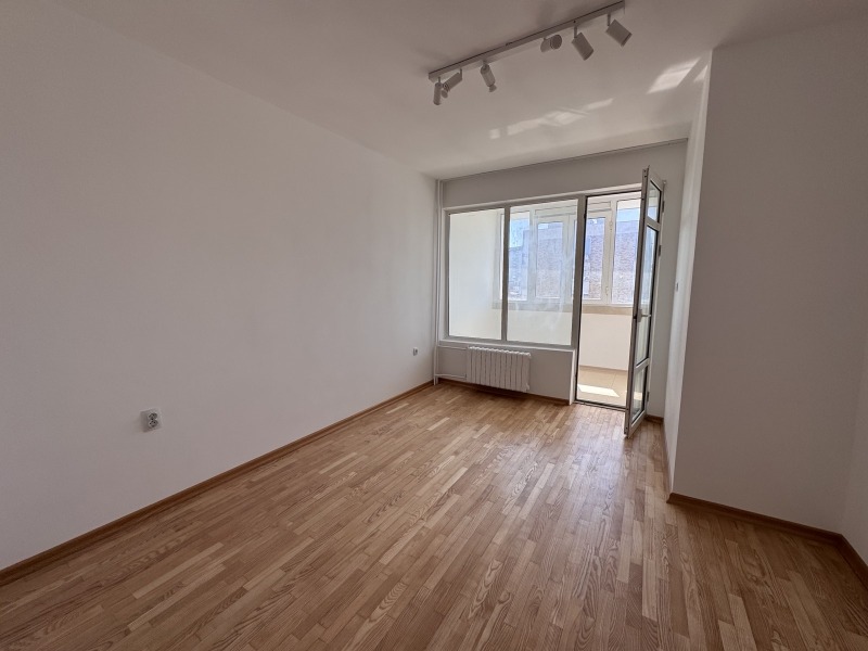 Till salu  3+ sovrum Burgas , Lazur , 92 kvm | 68904358 - bild [7]
