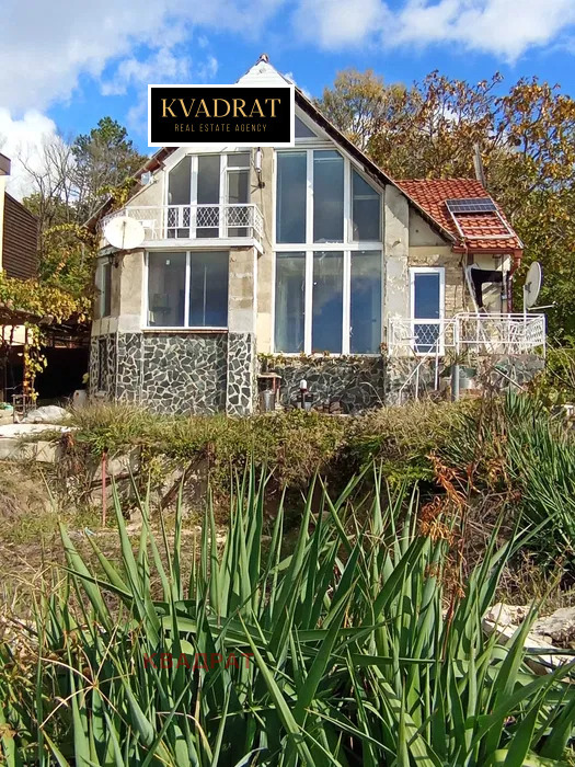 Продава КЪЩА, гр. Варна, м-т Акчелар