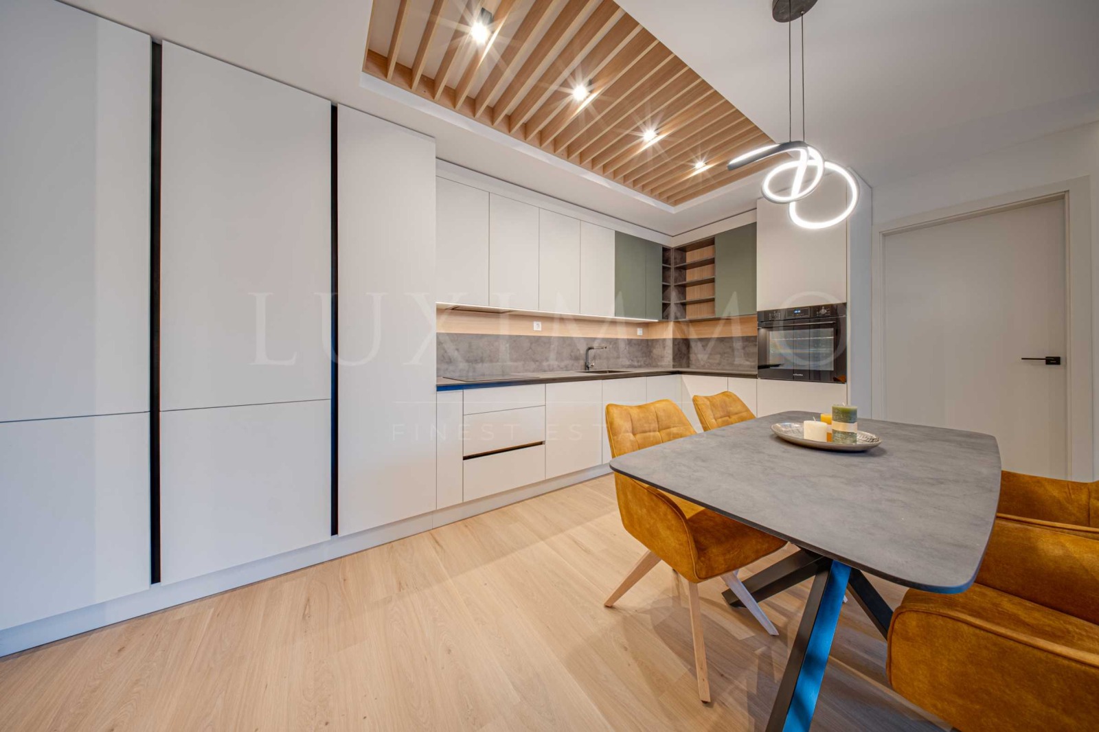 Продава 3-СТАЕН, гр. София, Кръстова вада, снимка 3 - Апартаменти - 53677390