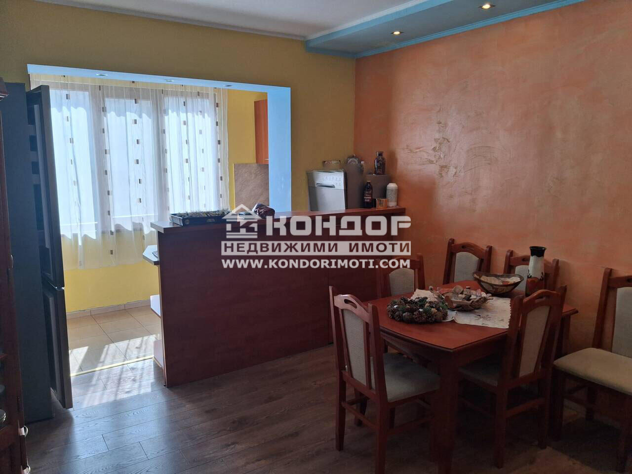 Продава 3-СТАЕН, гр. Пловдив, Кършияка, снимка 2 - Апартаменти - 53869637