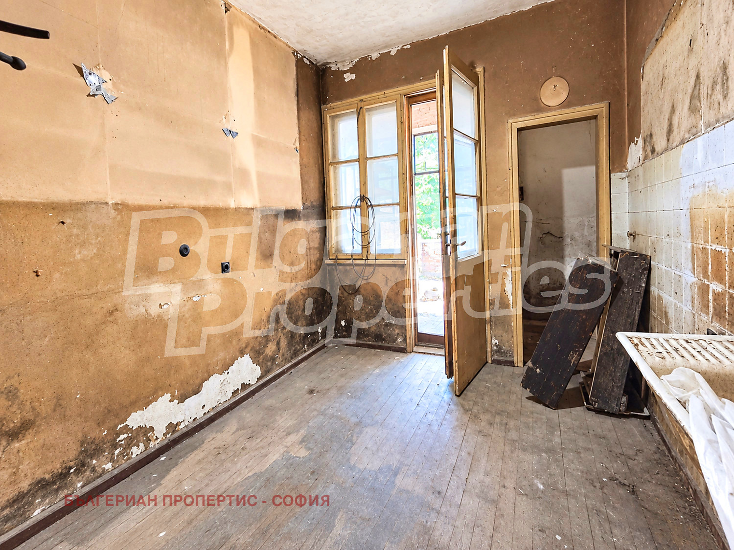 Продава МНОГОСТАЕН, гр. София, Оборище, снимка 7 - Апартаменти - 56106100