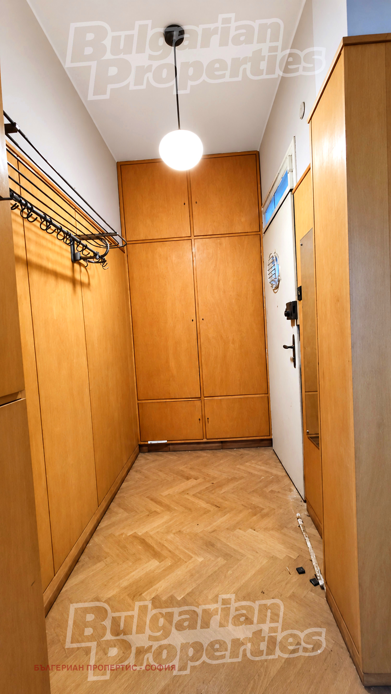 Продава МНОГОСТАЕН, гр. София, Оборище, снимка 5 - Апартаменти - 56106100
