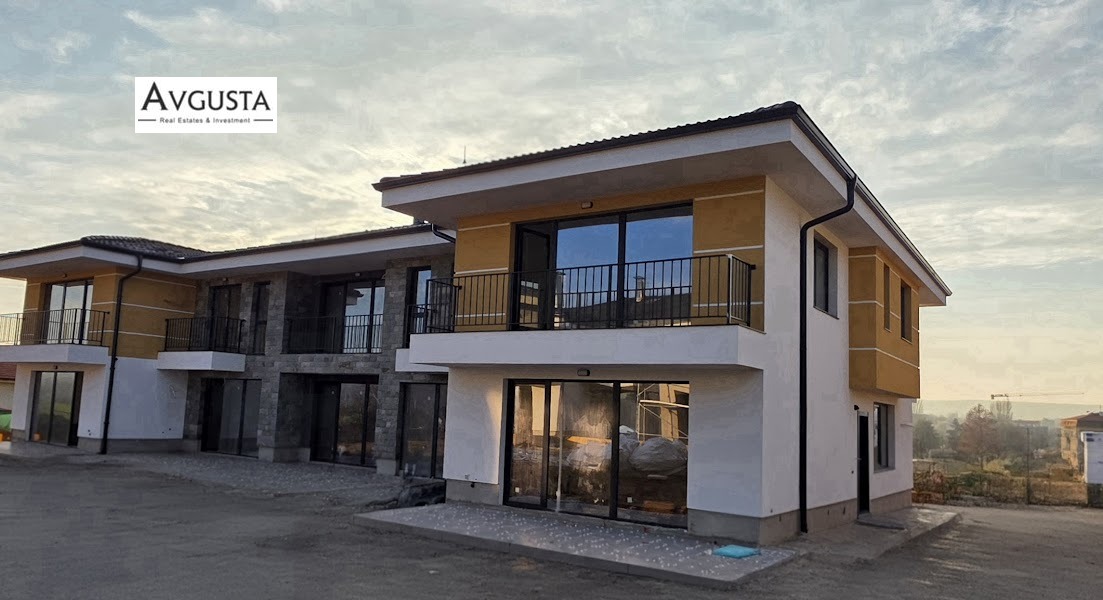 Продава КЪЩА, гр. Хисаря, област Пловдив, снимка 2 - Къщи - 54198878