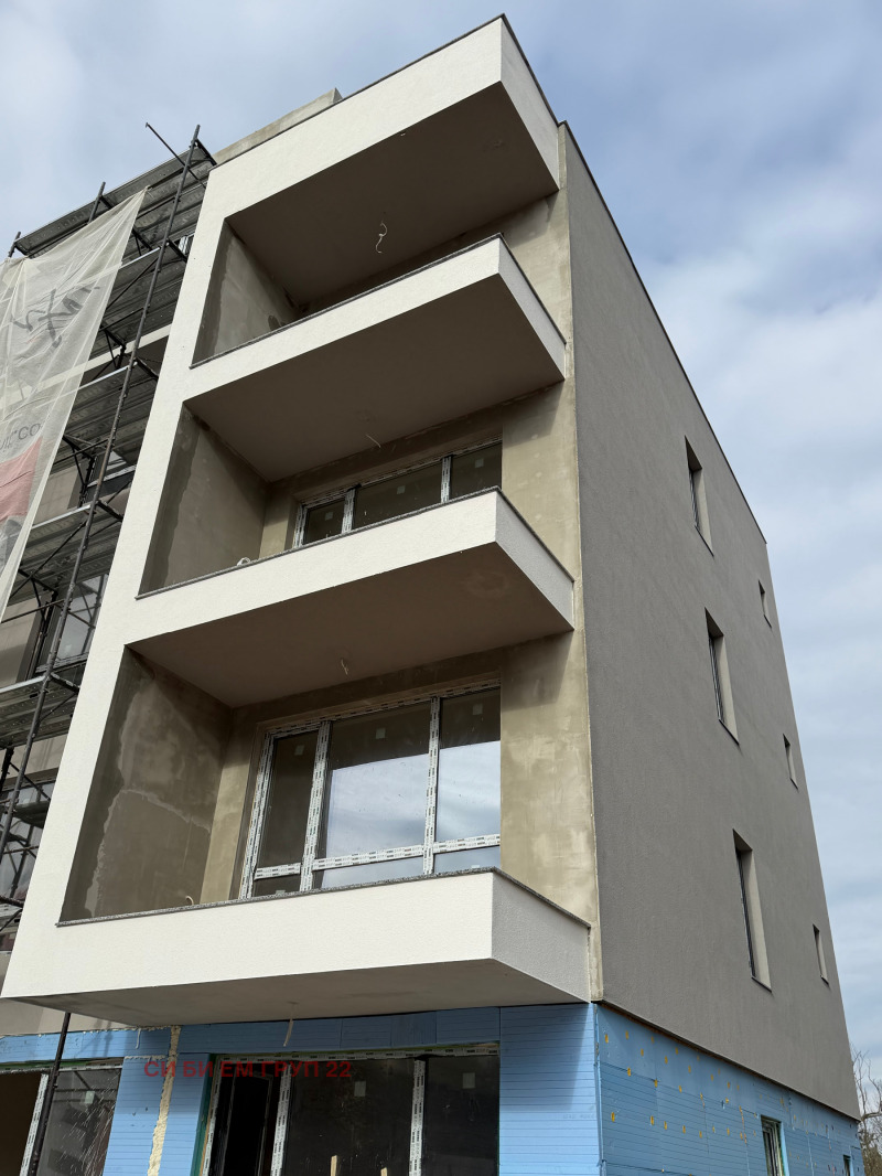 Продава 3-СТАЕН в град Добрич, Свети Георги - 95 кв.м / 104 500 € » 204 384.24 лв., СИ БИ ЕМ ГРУП 22
