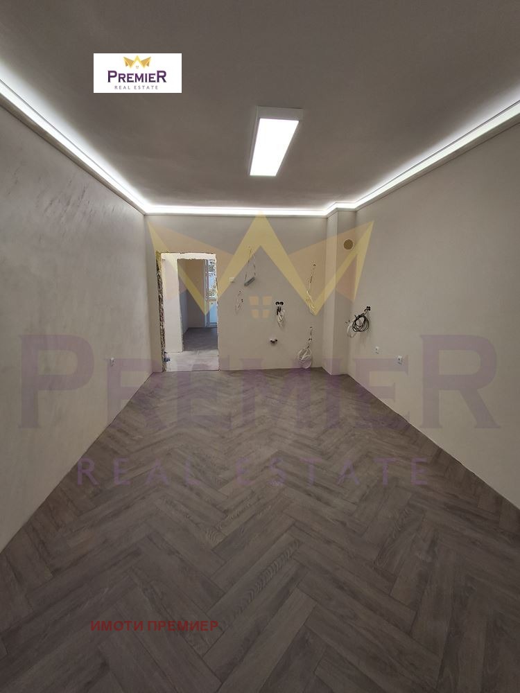 Продава 3-СТАЕН, гр. Варна, Аспарухово, снимка 2 - Апартаменти - 56680357