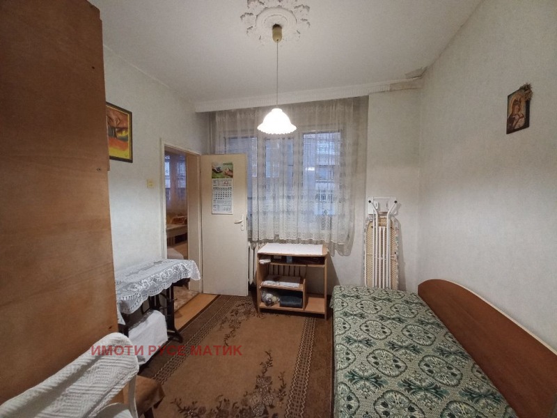 Zu verkaufen  3 Schlafzimmer Ruse , Zentar , 110 qm | 64779443 - Bild [4]