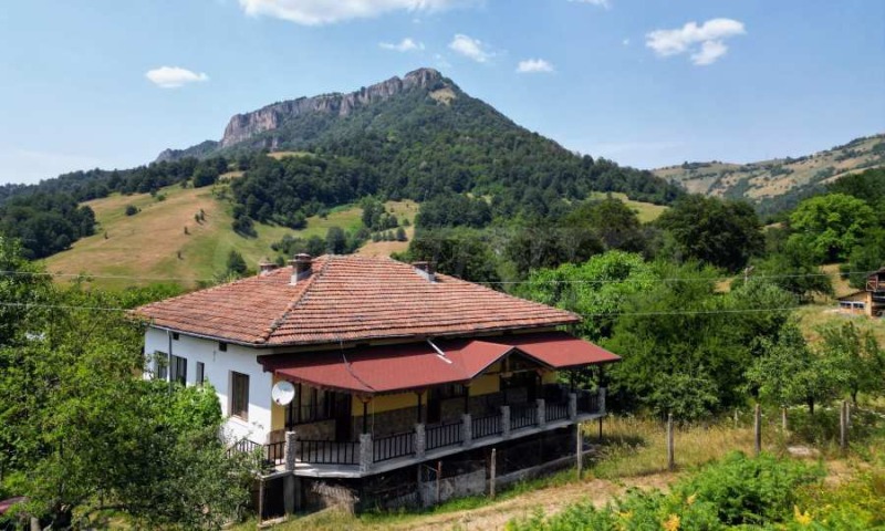 Til salg  Hus region Lovech , Teteven , 300 kvm | 28977068