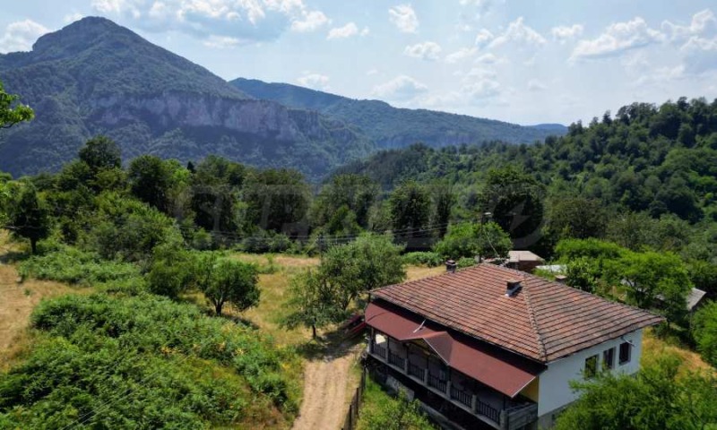 Til salg  Hus region Lovech , Teteven , 300 kvm | 28977068 - billede [6]