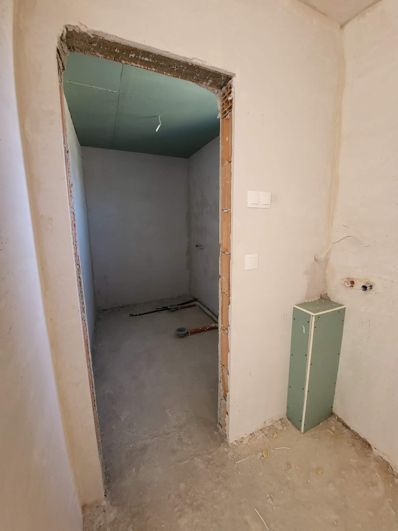 Продава КЪЩА, гр. Варна, м-т Евксиноград, снимка 11 - Къщи - 54128017