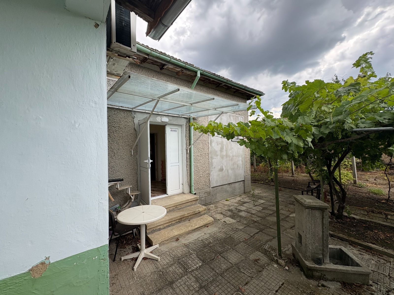 Продава КЪЩА, гр. Нови пазар, област Шумен, снимка 3 - Къщи - 55203733