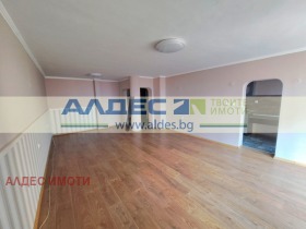  4- | Imot.bg    3