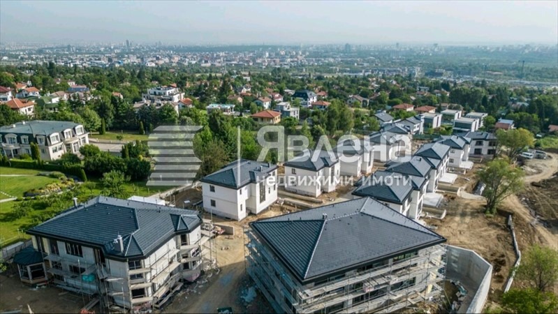 Продава КЪЩА, гр. София, Симеоново