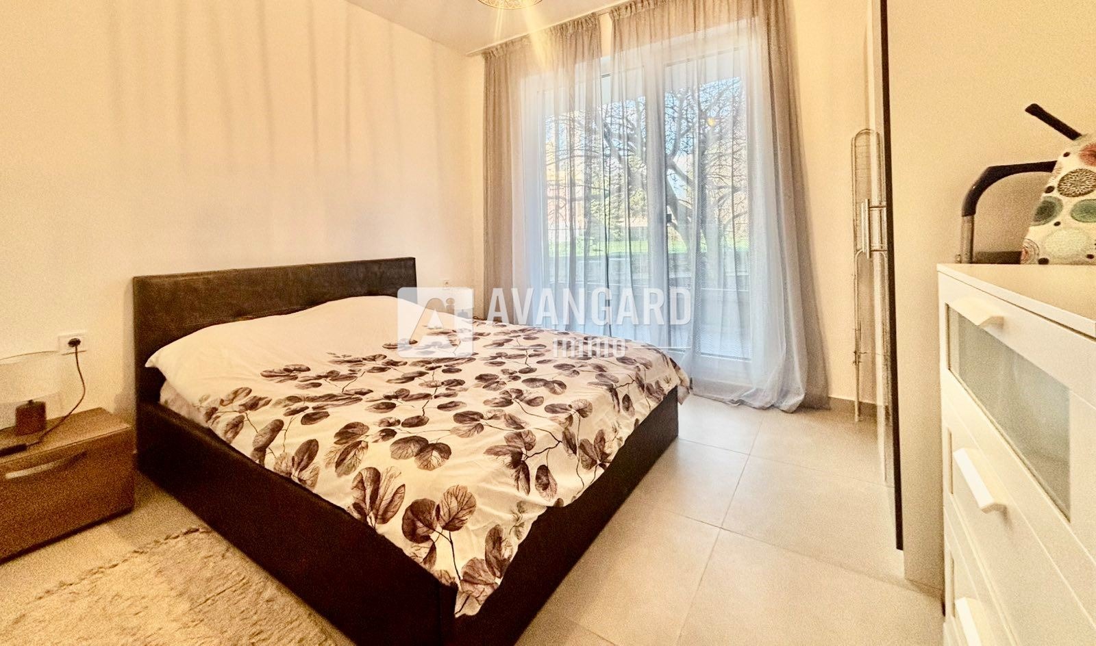 Продава 2-СТАЕН, гр. Варна, к.к. Св.Св. Константин и Елена, снимка 3 - Апартаменти - 53812143