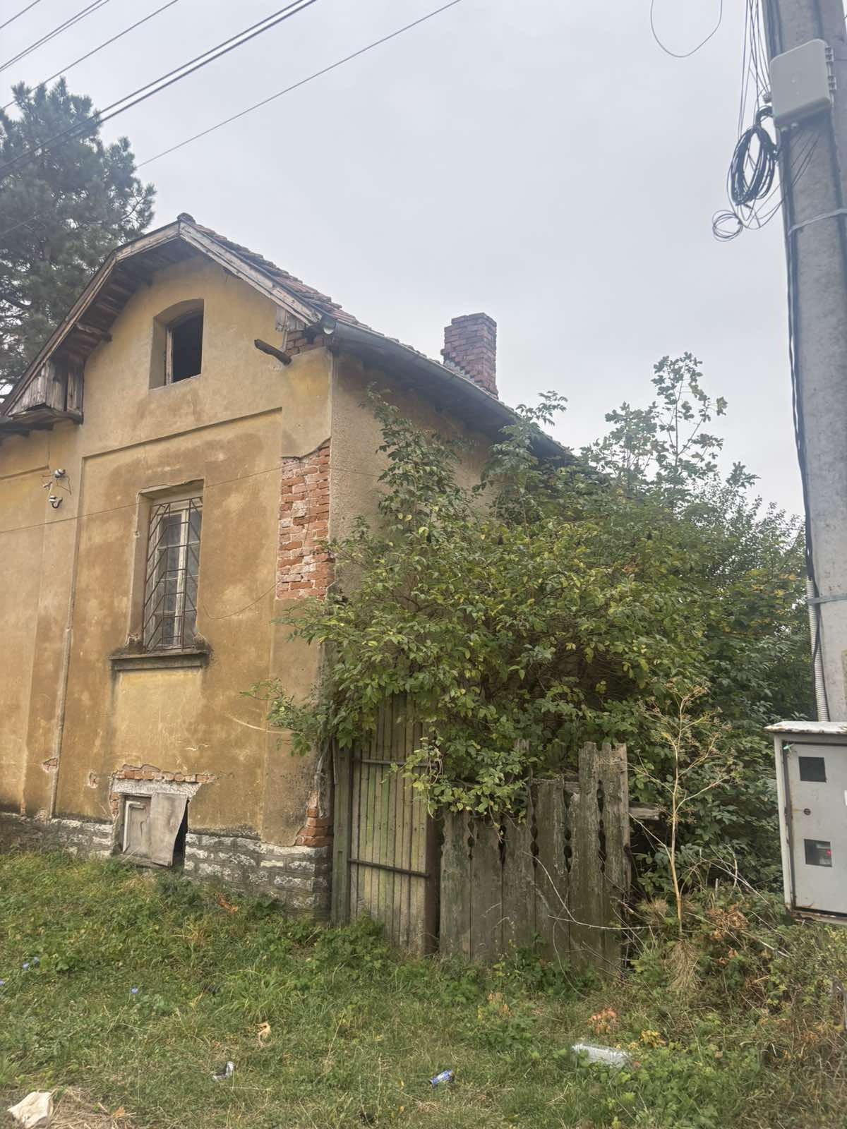 Продава КЪЩА, с. Бъркач, област Плевен