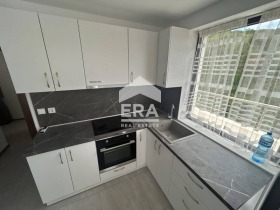Продава 3-стаен град Варна Виница - [1] 