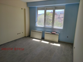 ������� 4-����� | Imot.bg � ����� ������ 9