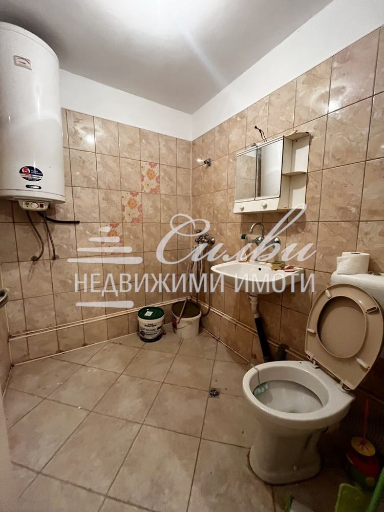 Myytävänä  Studio Šumen , Bolnitsata , 46 neliömetriä | 88527607 - kuva [5]