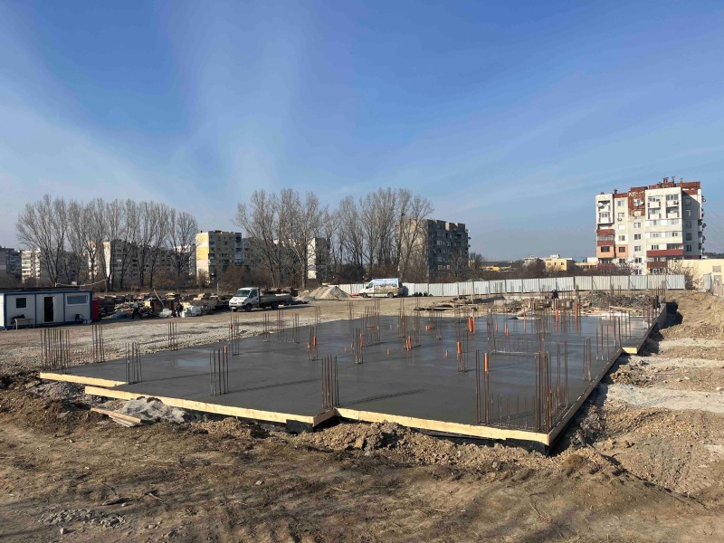 Продава  2-стаен град Търговище , Запад 3 , 63 кв.м | 34971111 - изображение [2]