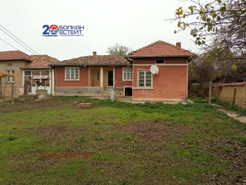 Продава КЪЩА, гр. Долна Оряховица, област Велико Търново, снимка 2 - Къщи - 52361743