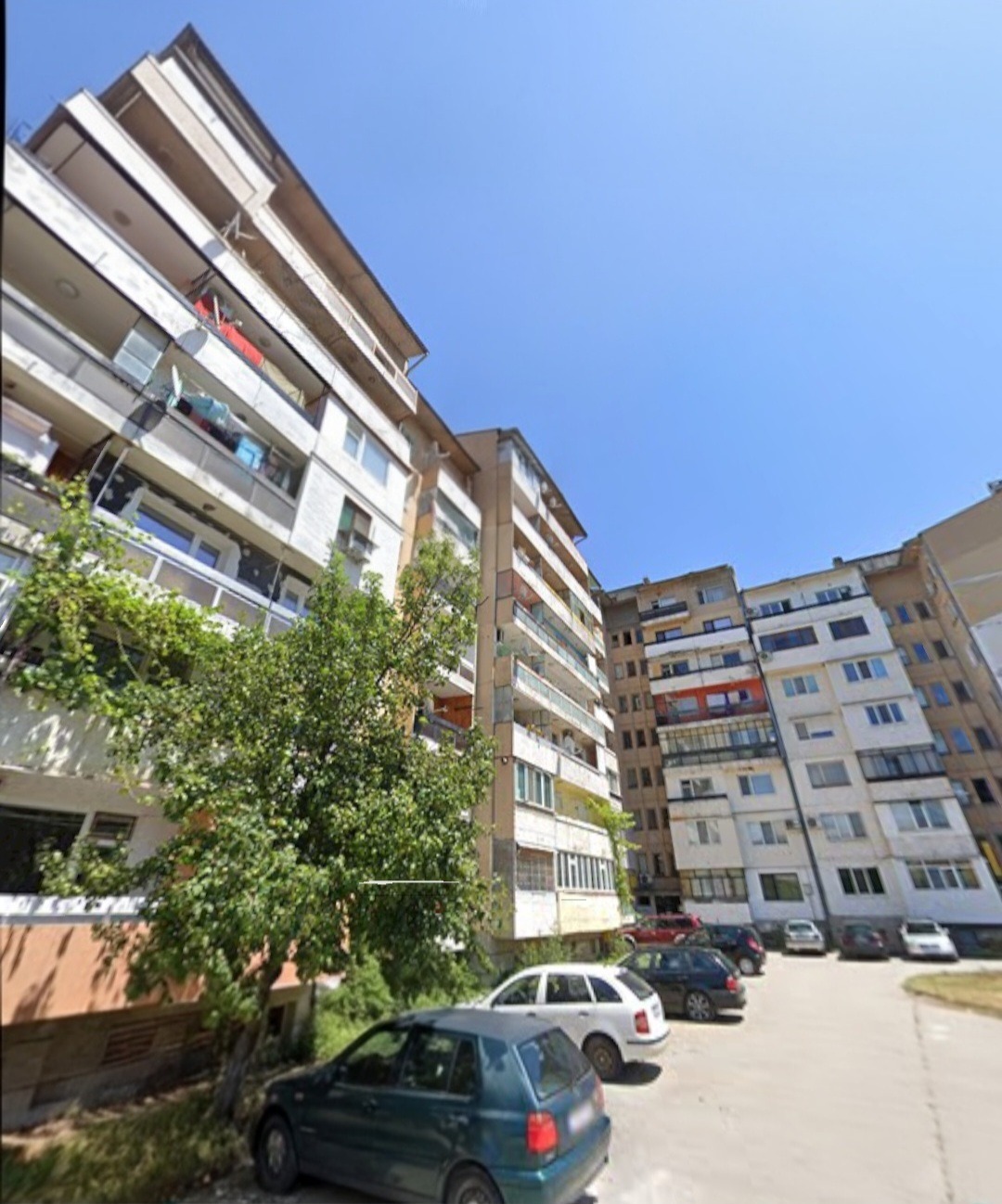 Продава 2-СТАЕН, гр. Ботевград, област София област