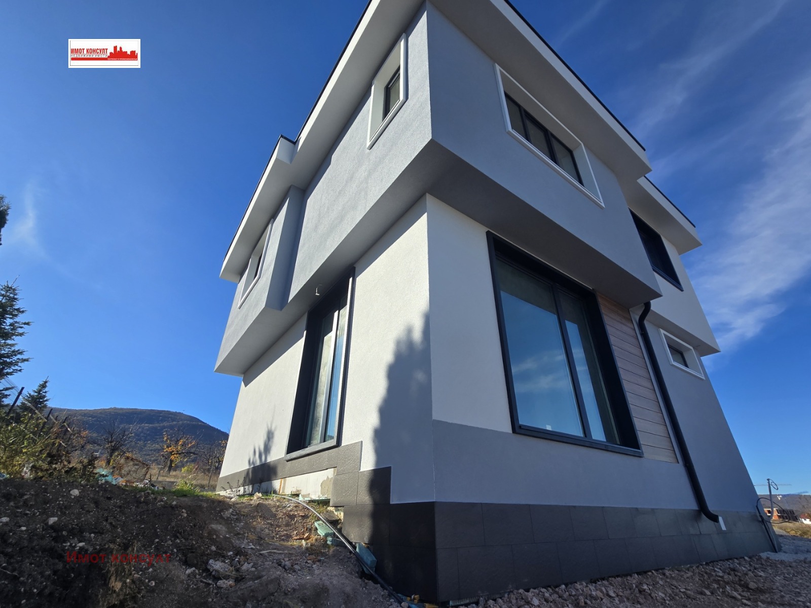 Продава КЪЩА, с. Марково, област Пловдив