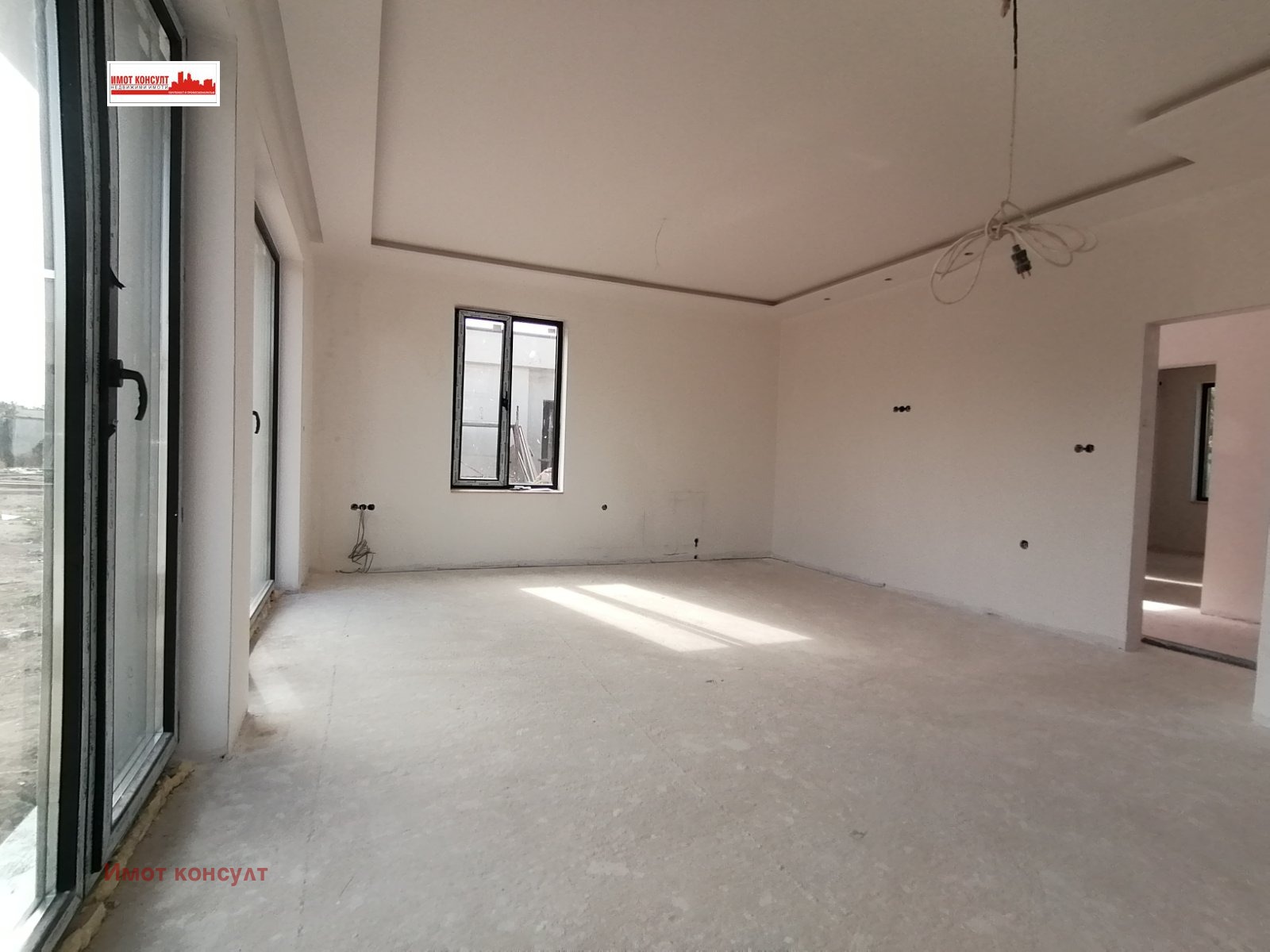Продава КЪЩА, с. Марково, област Пловдив, снимка 2 - Къщи - 53799344