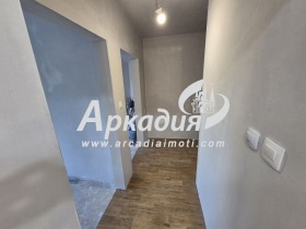   2-, , >